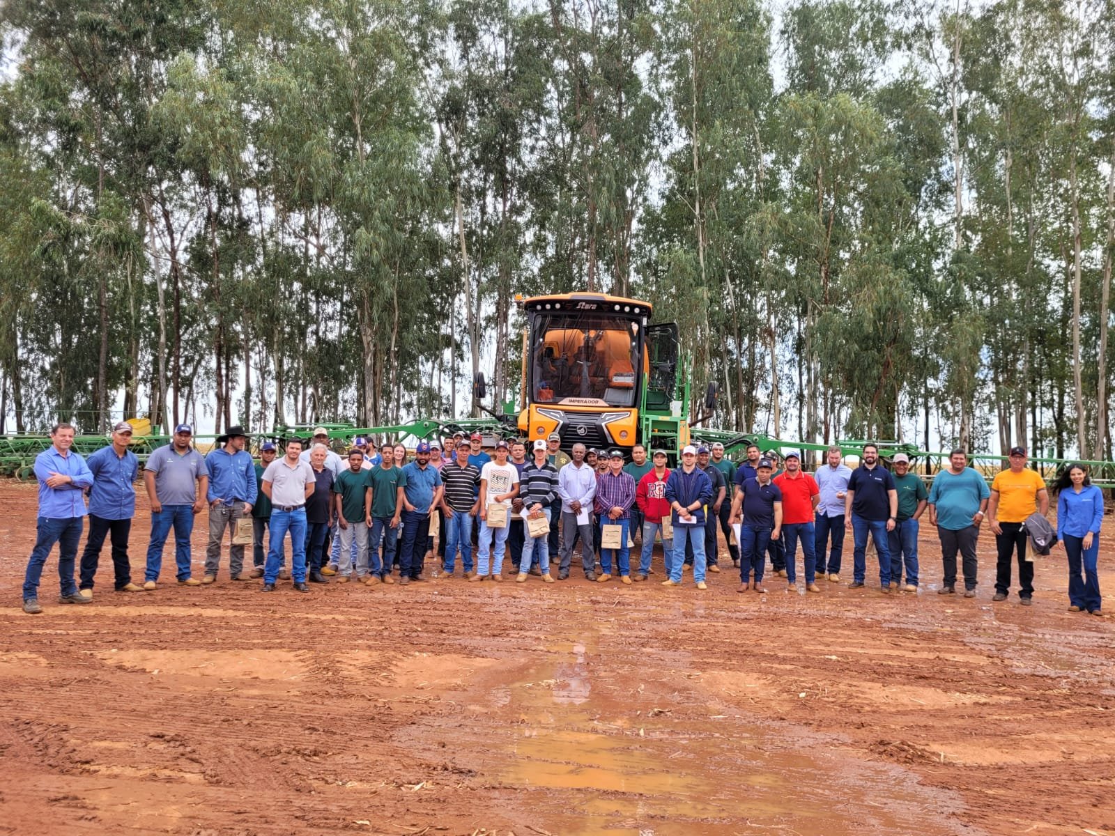 Treinamento capacita profissionais para aplicação de defensivos em MS