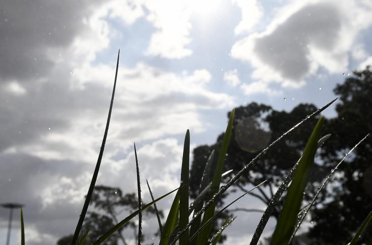 Sol, nuvens e possibilidade de chuva: a previsão do tempo para esta quinta-feira