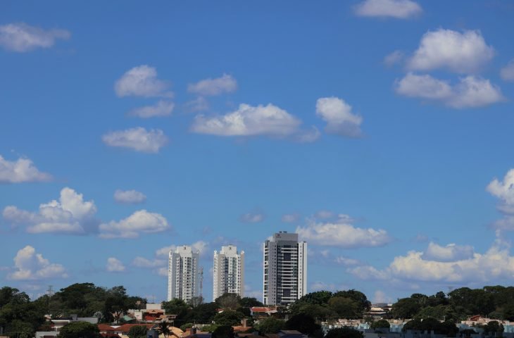 Céu limpo e temperaturas amenas marcam quarta-feira em MS