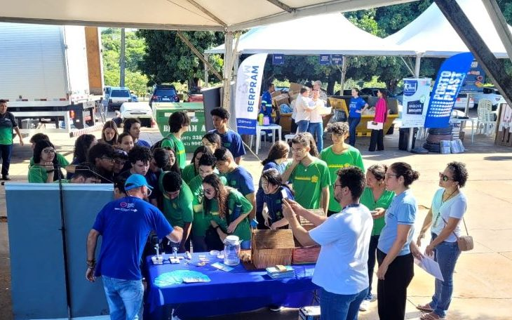 Agems leva saneamento básico e educação ambiental ao Drive Thru da Reciclagem