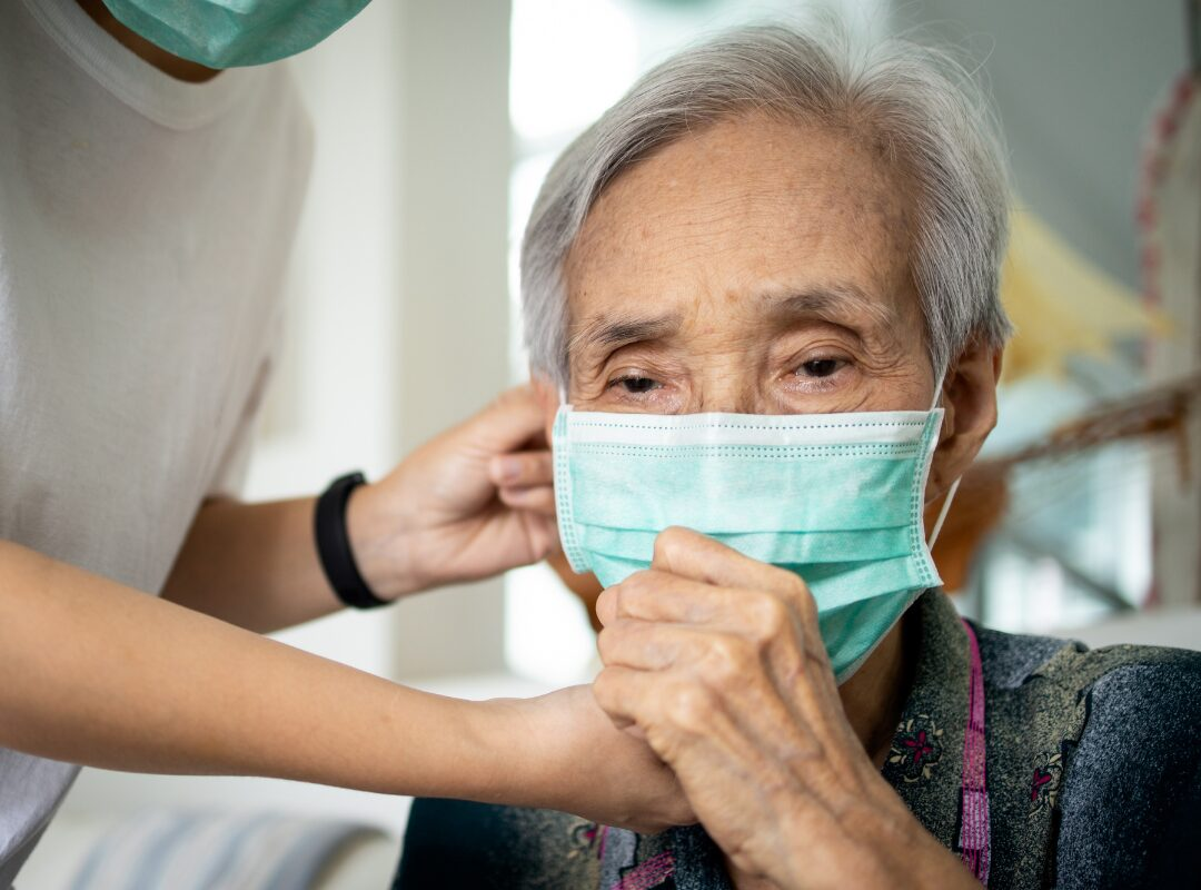 Idosos representaram 65,6% dos óbitos de pacientes hospitalizados por Influenza em 2023 no Brasil