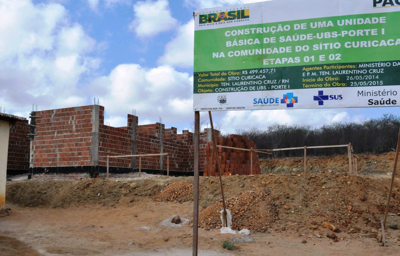 Facilidade na documentação acelera retomada de obras de saúde