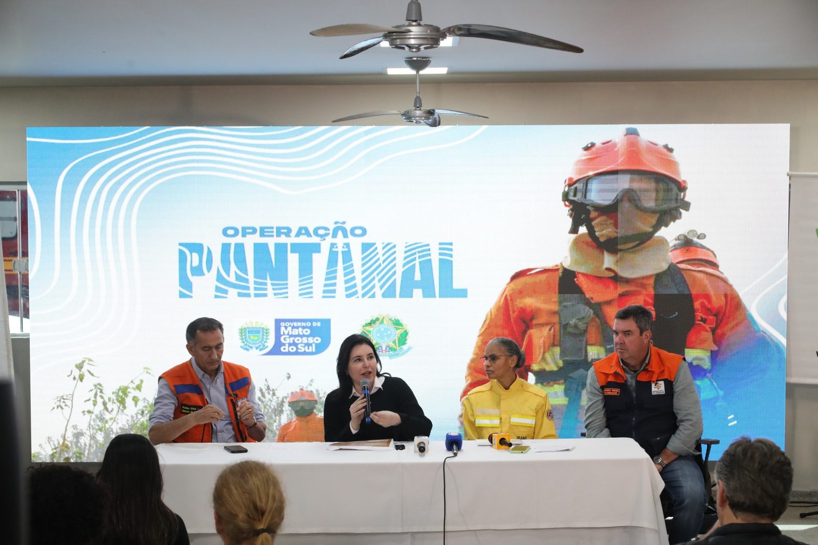 Parceria entre governos federal e de MS garante resposta rápida e recursos contra incêndios no Pantanal